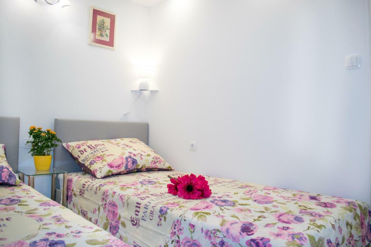 Apartment D&T สปลิท ภายนอก รูปภาพ